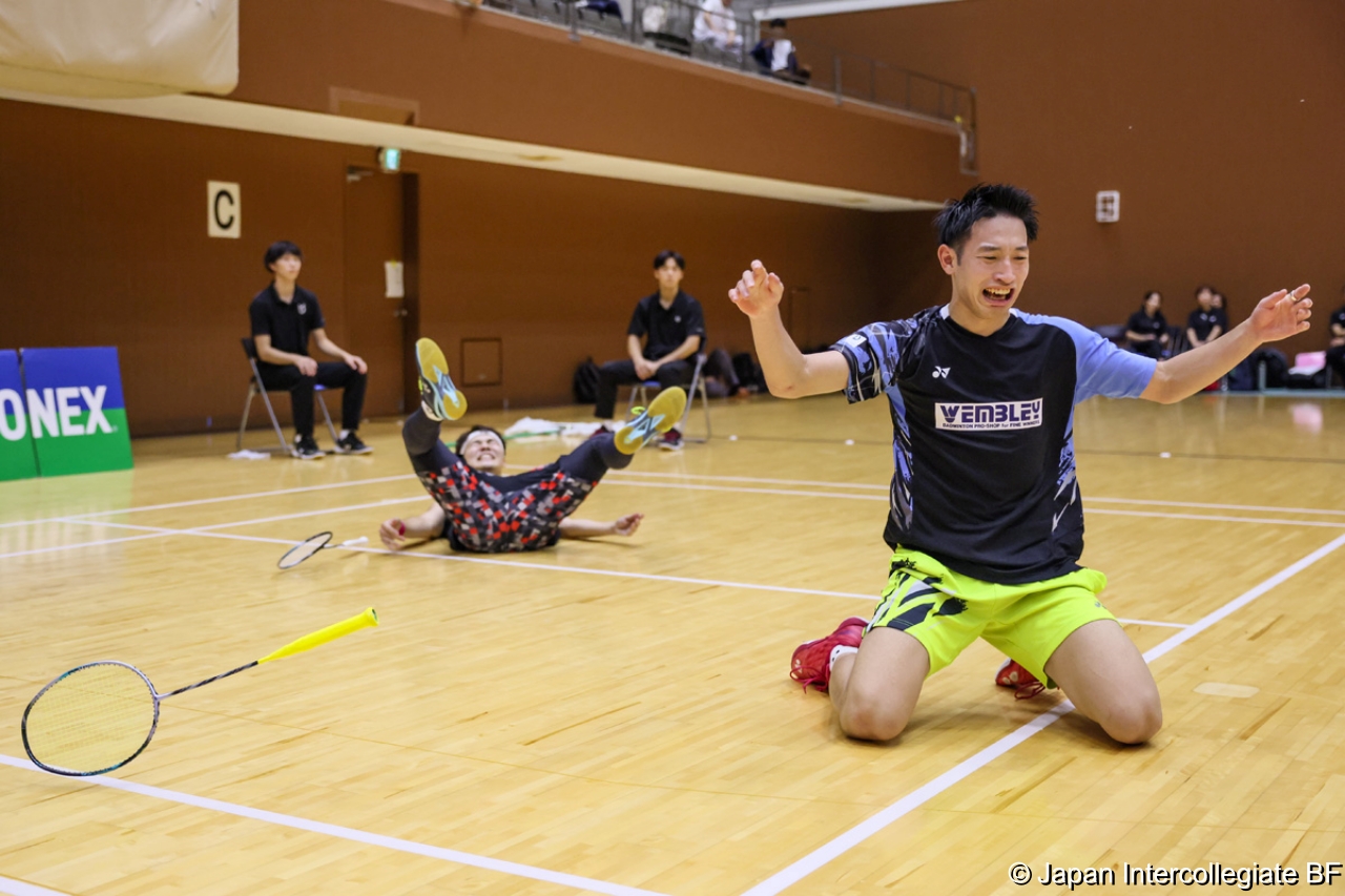 第75回全日本学生バドミントン選手権大会 (京都) 10月16日 プレー写真