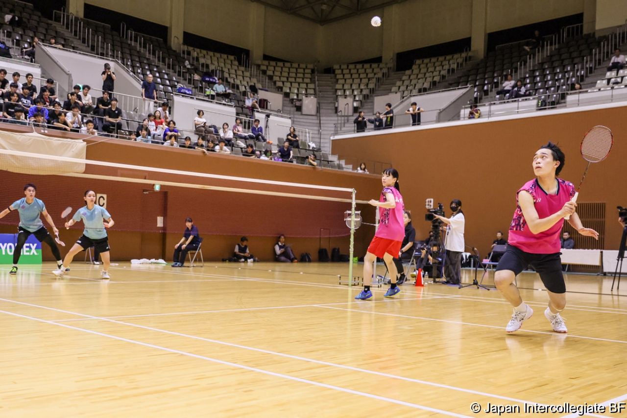 第75回全日本学生バドミントン選手権大会 (京都) 10月16日 プレー写真