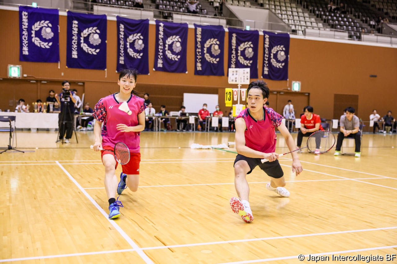 第75回全日本学生バドミントン選手権大会 (京都) 10月16日 プレー写真