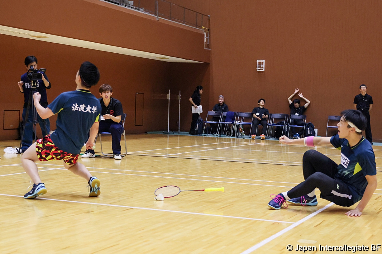 第75回全日本学生バドミントン選手権大会 (京都) 10月15日 プレー写真